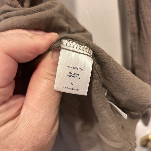 NY&C Large Brown Semi Sheer Button Up Shirt Roll Tab Sleeve Top Career Beachy - Picture 8 of 9